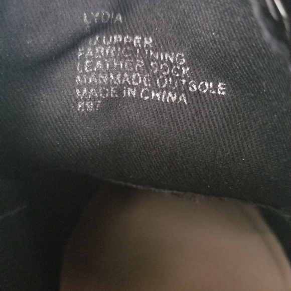 Steve Madden Black Patent Oxford - Size 6 - Picture 11 of 11